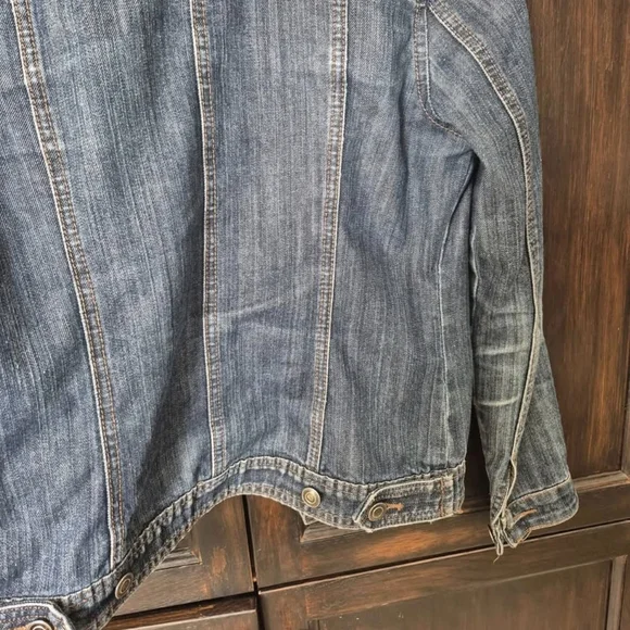 Classic Denim Jacket - Picture 7 of 7